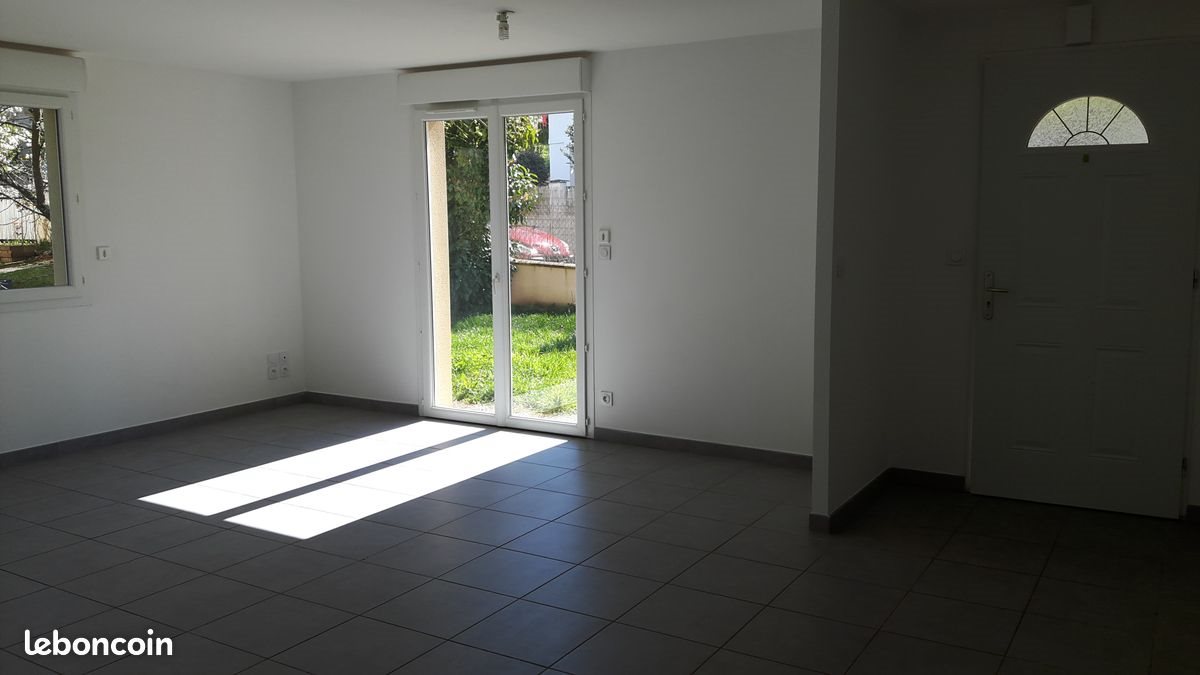 Maison à louer, 98m², Figeac