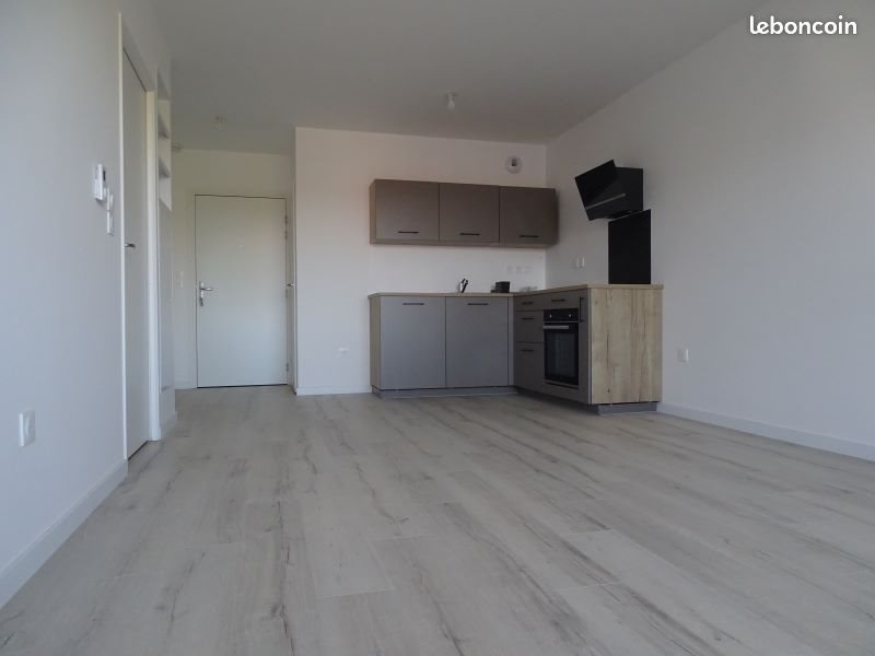 Appartement à louer, 42m², Comines