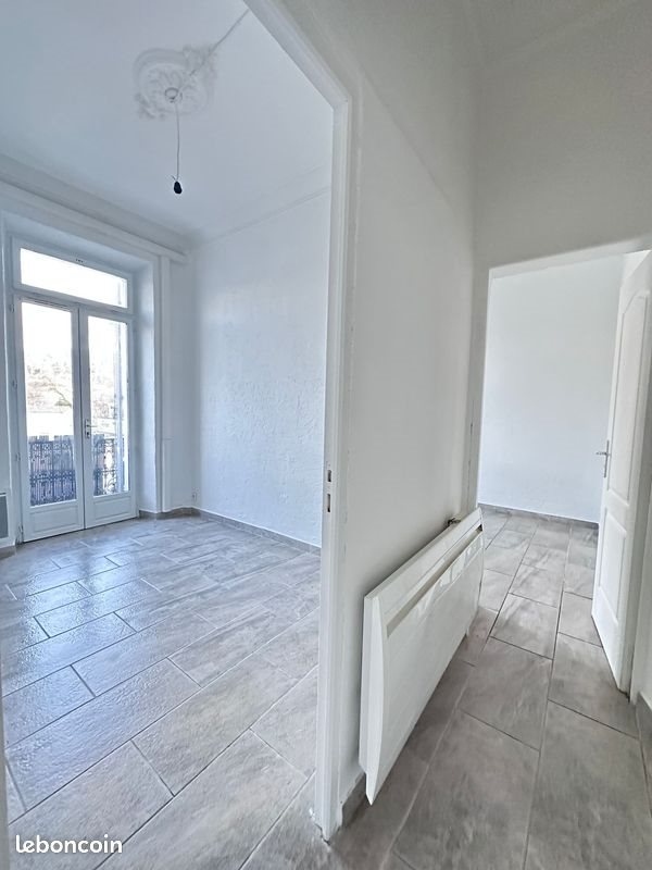 Appartement à louer, 47m², Trans-en-Provence