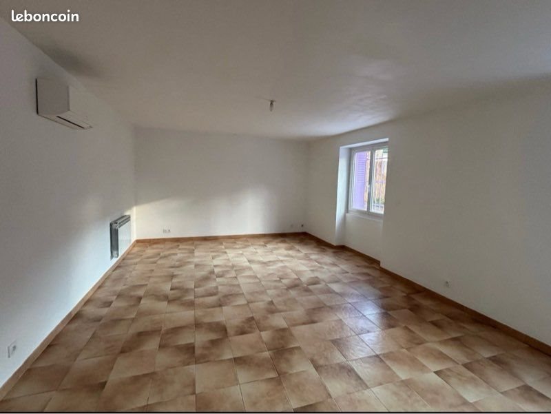 Maison à louer, 119m², Saint-Just-d'Ardèche