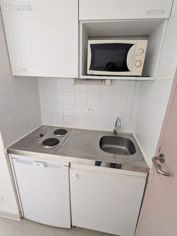Appartement à louer, 20m², Nîmes
