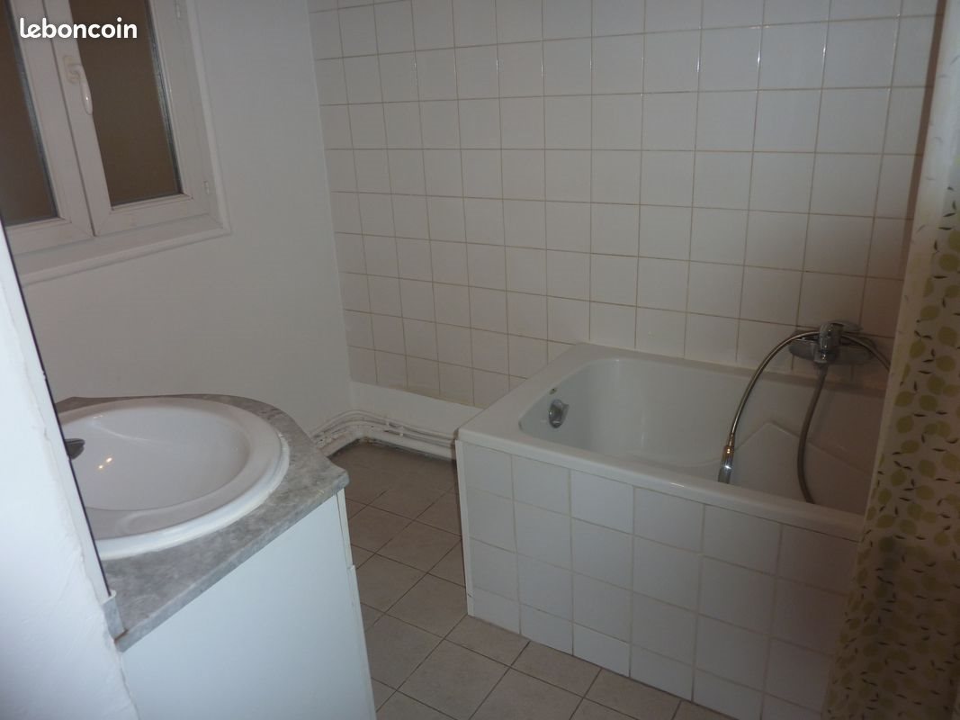 Appartement à louer, 66m², Marseille 1er