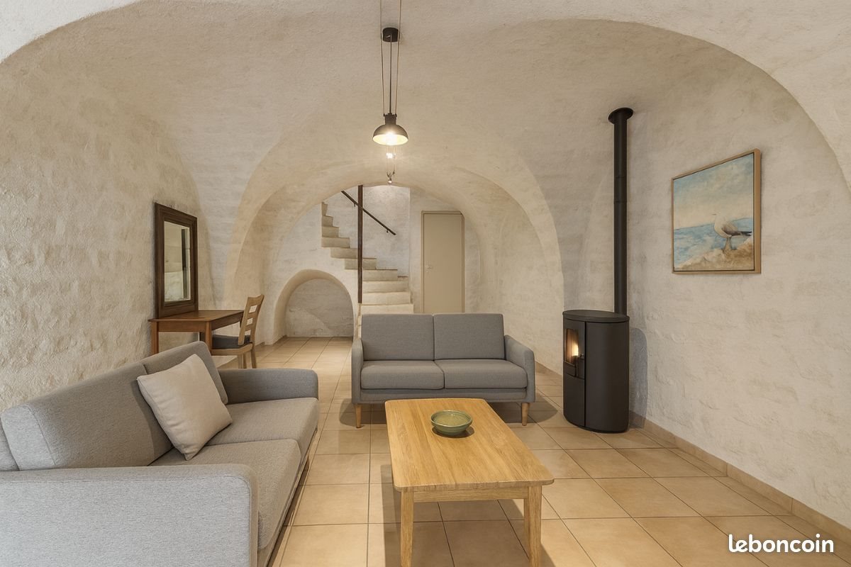 Appartement à louer, 120m², Volonne