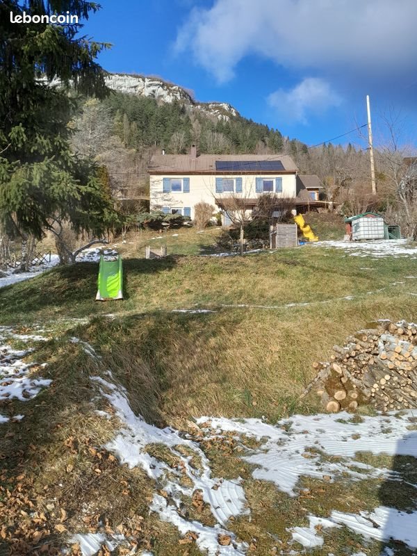 Maison à vendre, 140m², Saint-Claude