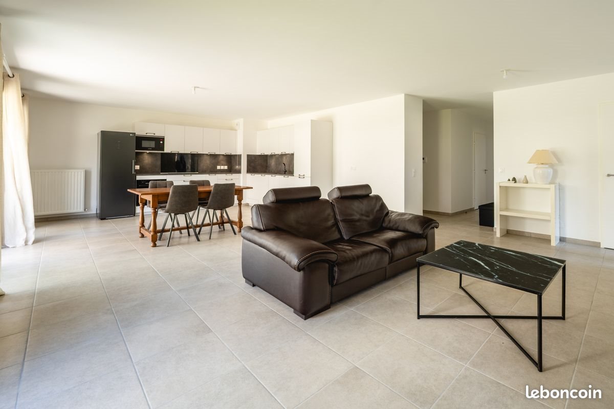 Appartement à vendre, 123m², Saint-Jorioz