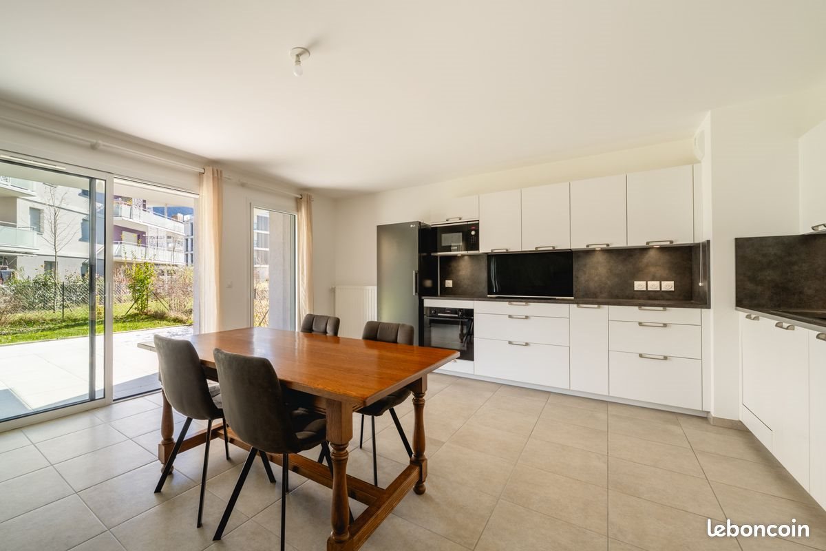 Appartement à vendre, 123m², Saint-Jorioz