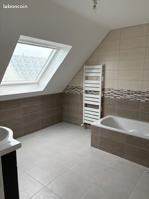 Maison à louer, 110m², Le Folgoët