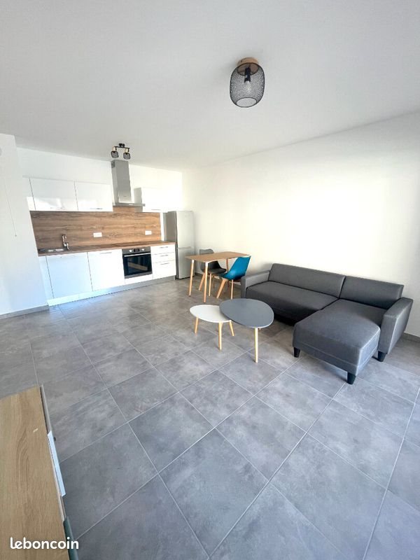 Appartement à louer, 46m², Bastia