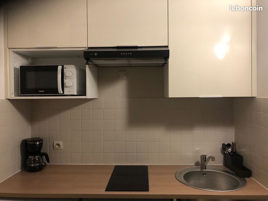 Appartement à louer, 27m², Paris 17ème