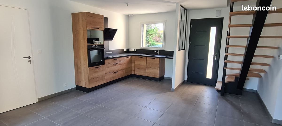 Maison à louer, 125m², Savonnières