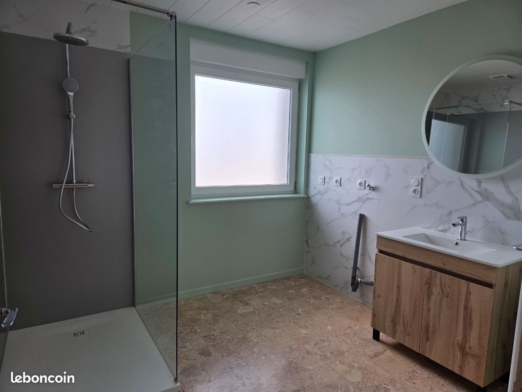 Appartement à louer, 96m², Levier