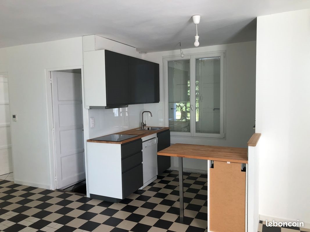 Maison à louer, 80m², Challuy