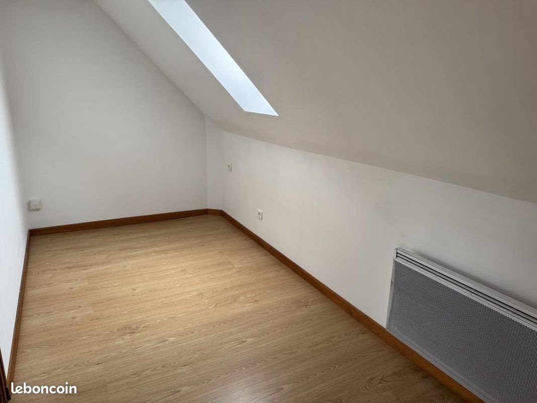 Appartement à louer, 32m², Corbie