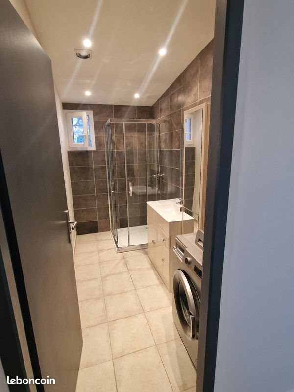 Maison à louer, 45m², Châteauneuf-le-Rouge