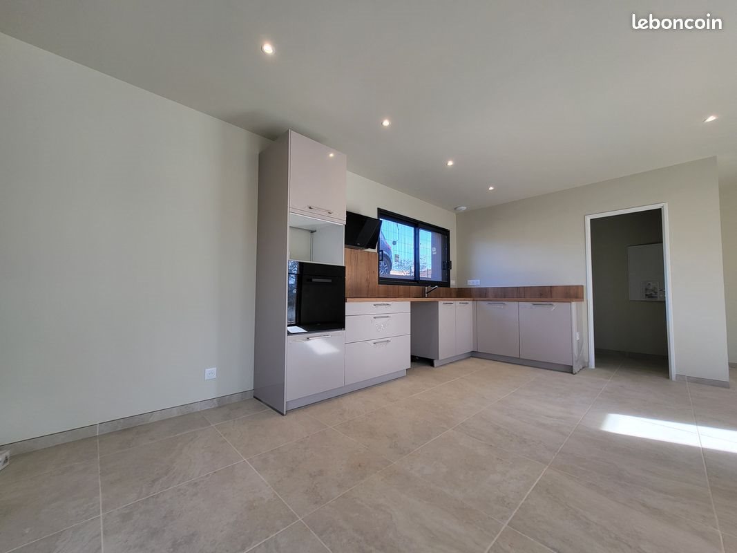 Maison à louer, 112m², Brignoles