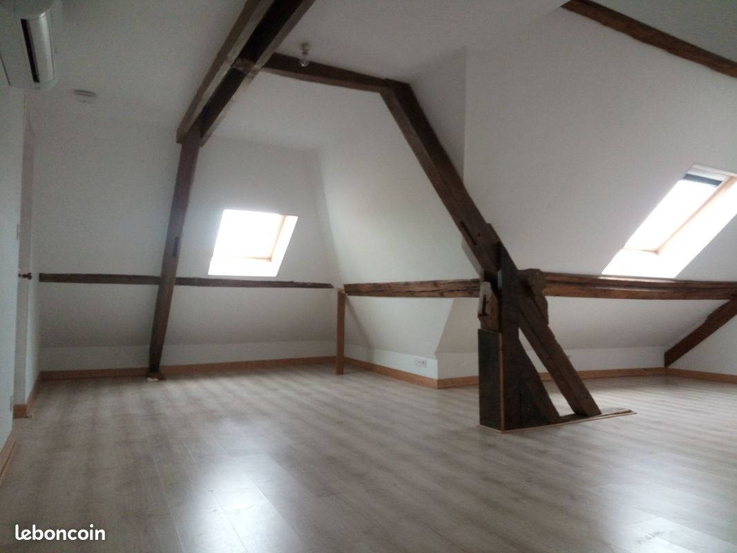 Appartement à louer, 80m², Gueugnon