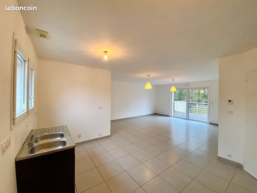 Maison à louer, 70m², Saint-Révérend