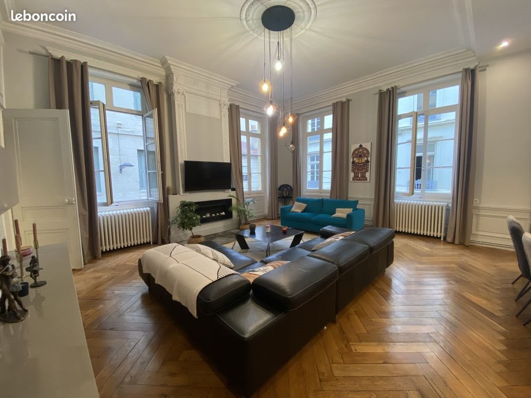 Appartement à vendre, 109m², Saint-Etienne