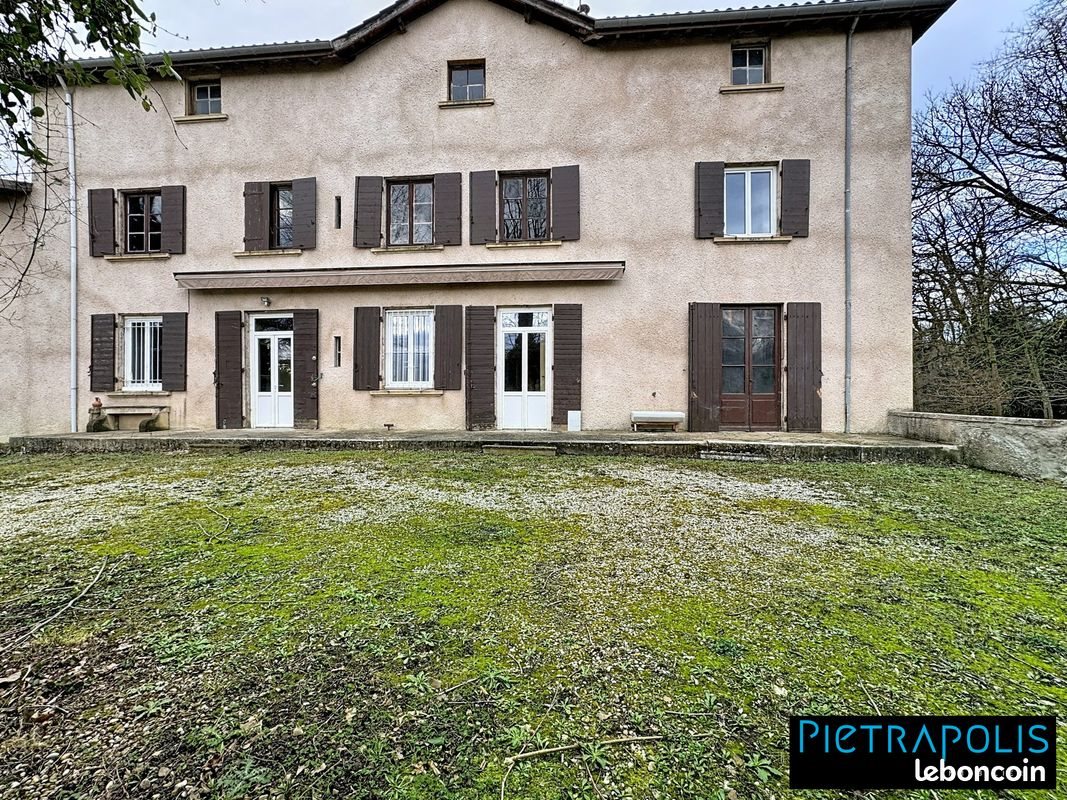 Maison à vendre, 320m², Saint-Genis-Laval