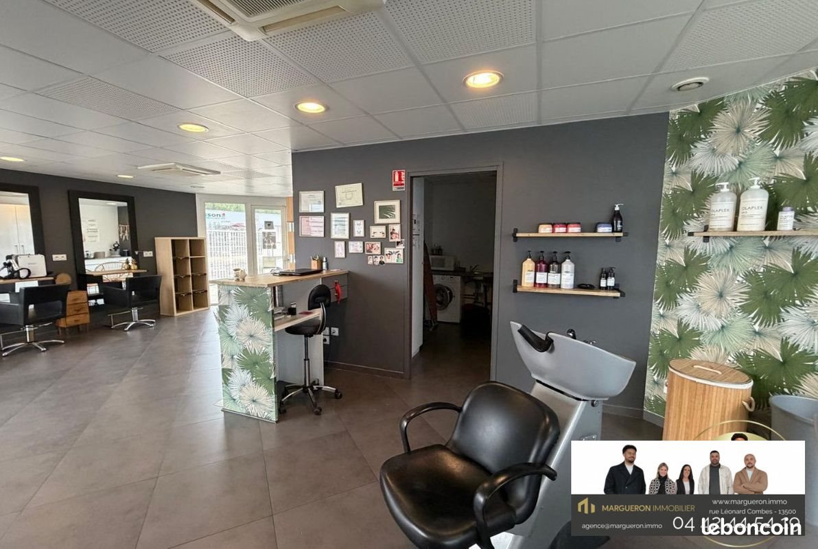 Appartement à vendre, 532m², Saint-Mitre-les-Remparts