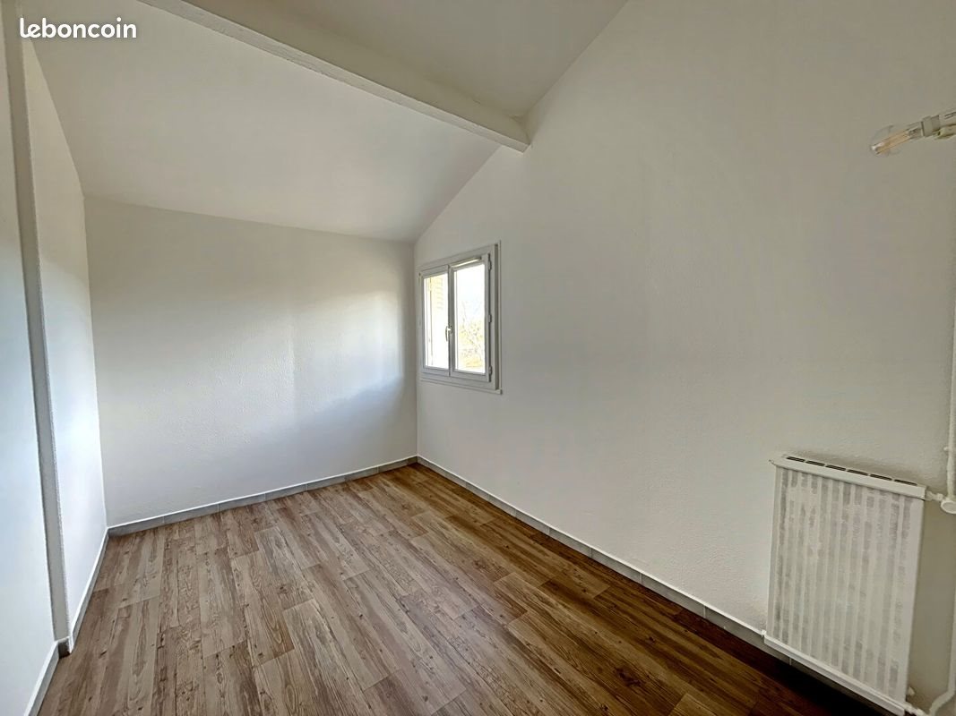 Appartement à louer, 69m², L'Isle-sur-la-Sorgue