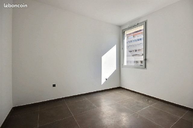Appartement à louer, 66m², Marseille 2ème