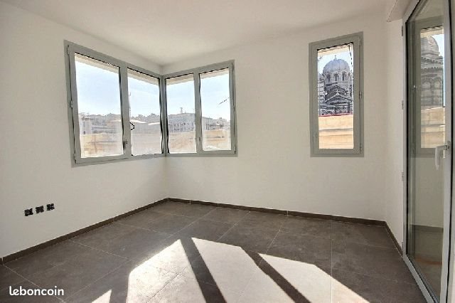 Appartement à louer, 66m², Marseille 2ème