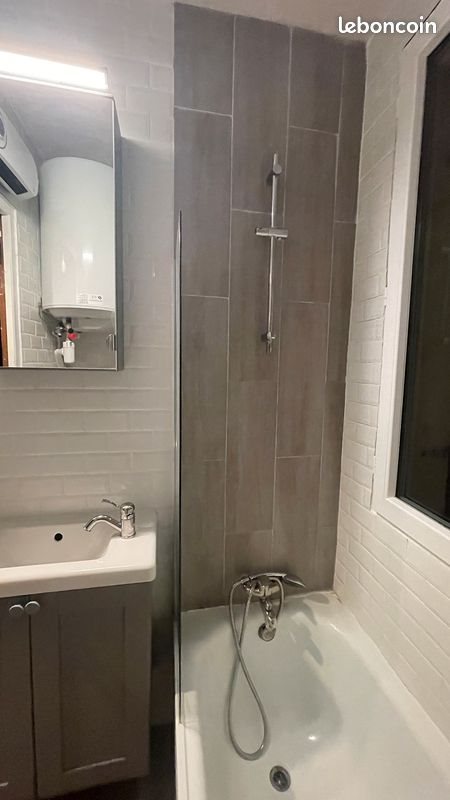 Appartement à louer, 20m², Paris 18ème