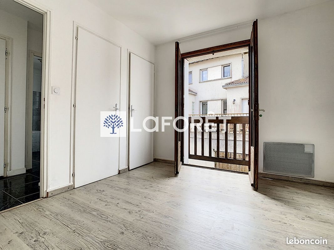Appartement à louer, 46m², L'Absie