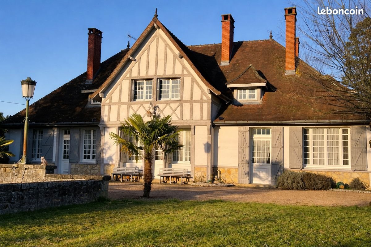 Maison à vendre, 280m², Saint-Amand-Montrond