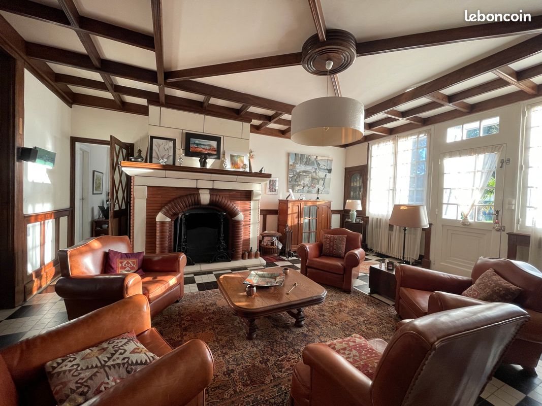 Maison à vendre, 280m², Saint-Amand-Montrond