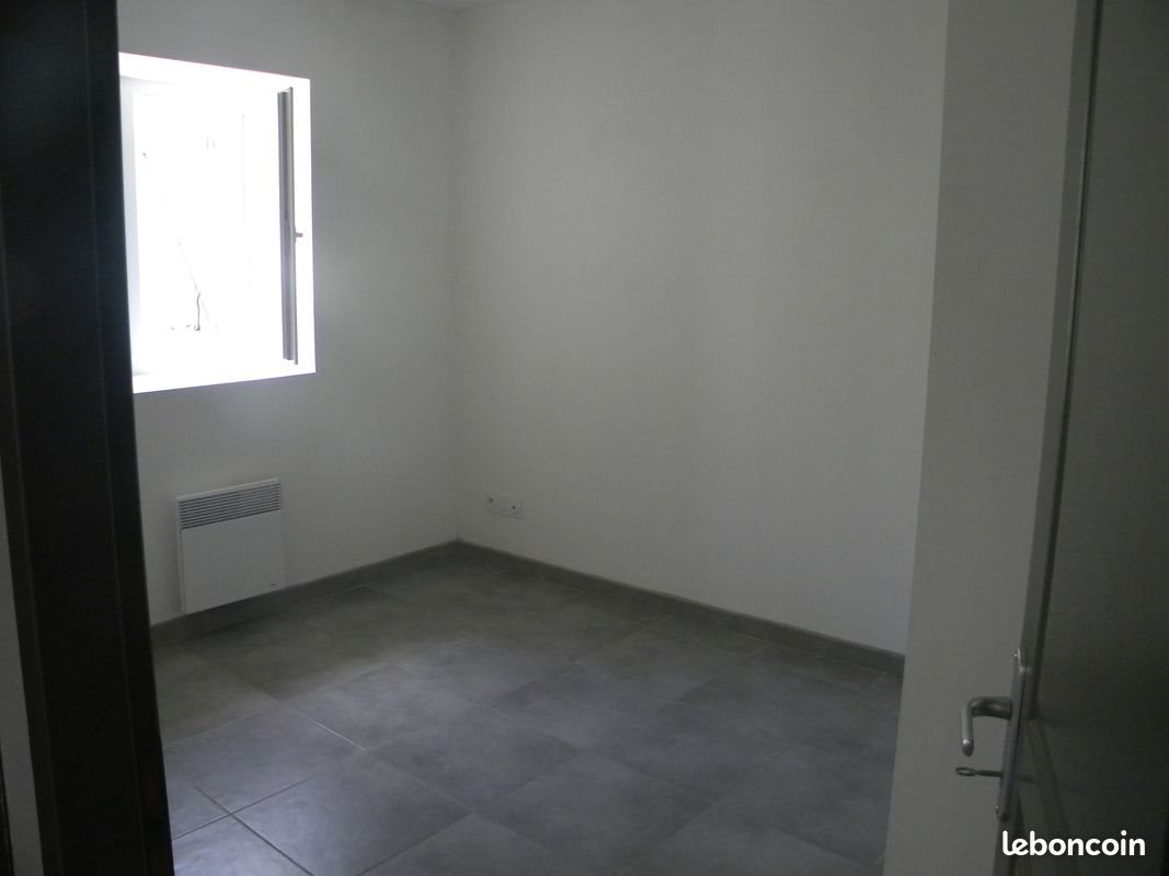 Appartement à louer, 60m², Mons