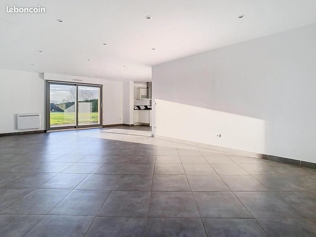 Maison à louer, 110m², Saméon