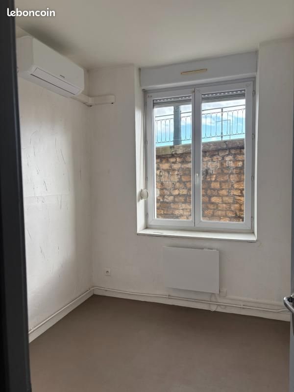 Appartement à louer, 43m², Sedan