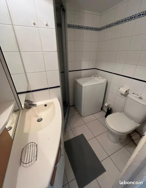 Appartement à louer, 17m², Paris 8ème