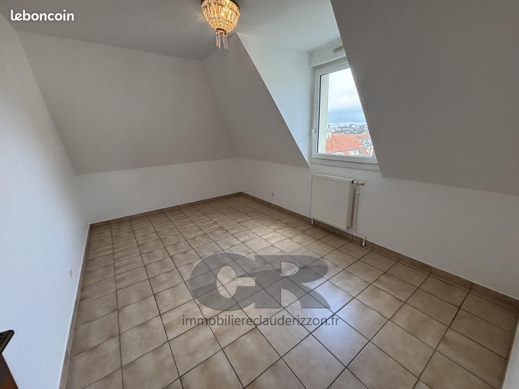 Appartement à louer, 102m², Metz