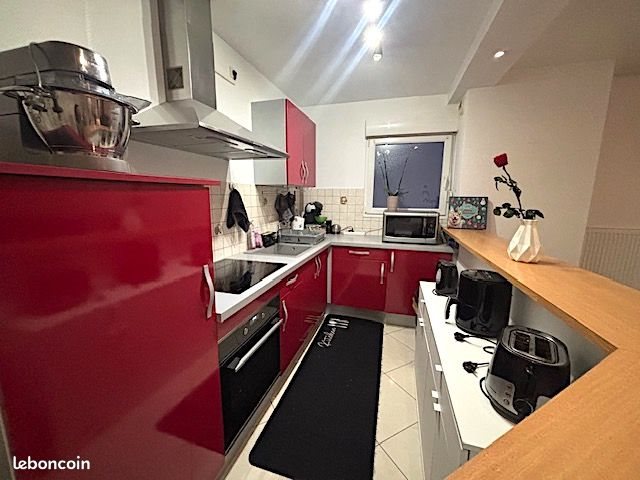 Appartement à louer, 84m², Metzing