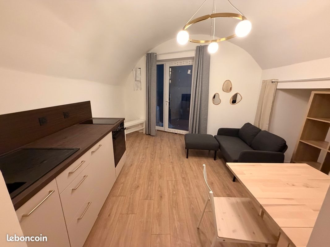 Appartement à louer, 23m², Saint-Claude