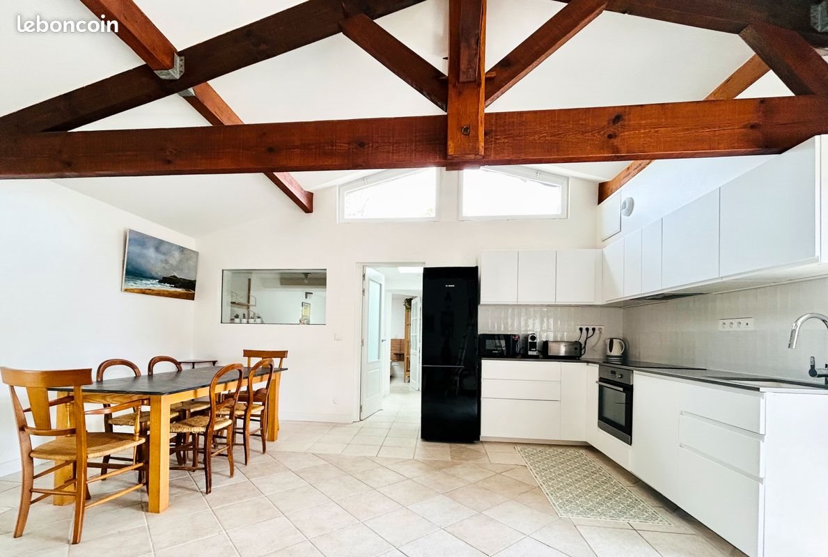 Maison à louer, 90m², Sainte-Marie-de-Gosse