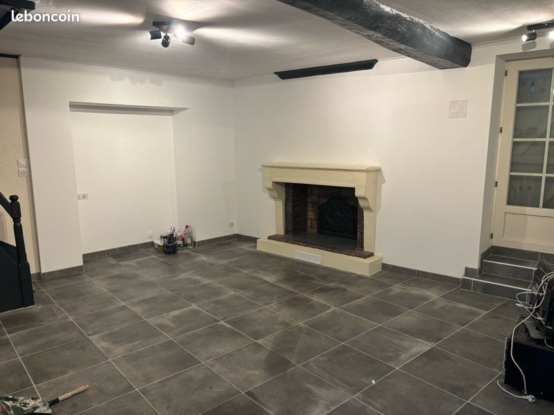 Maison à louer, 85m², Saint-Julien-de-l'Escap