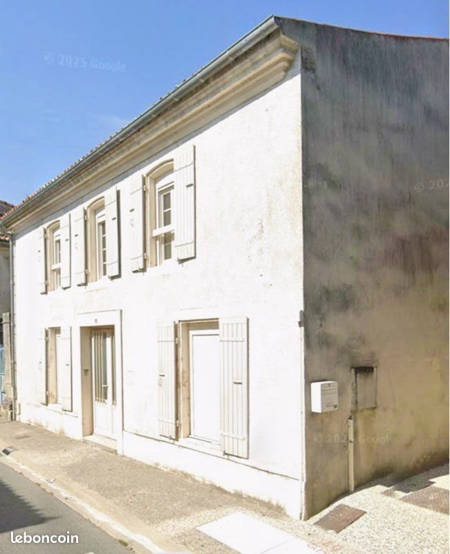 Maison à louer, 85m², Saint-Julien-de-l'Escap