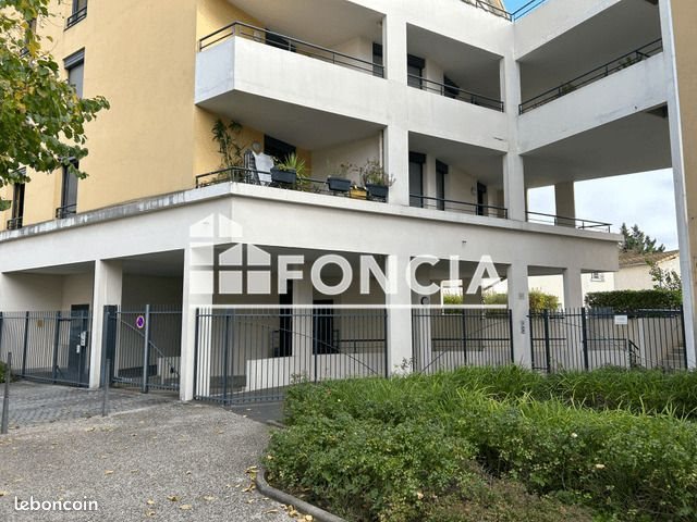 Appartement à louer, 49m², Sathonay-Camp