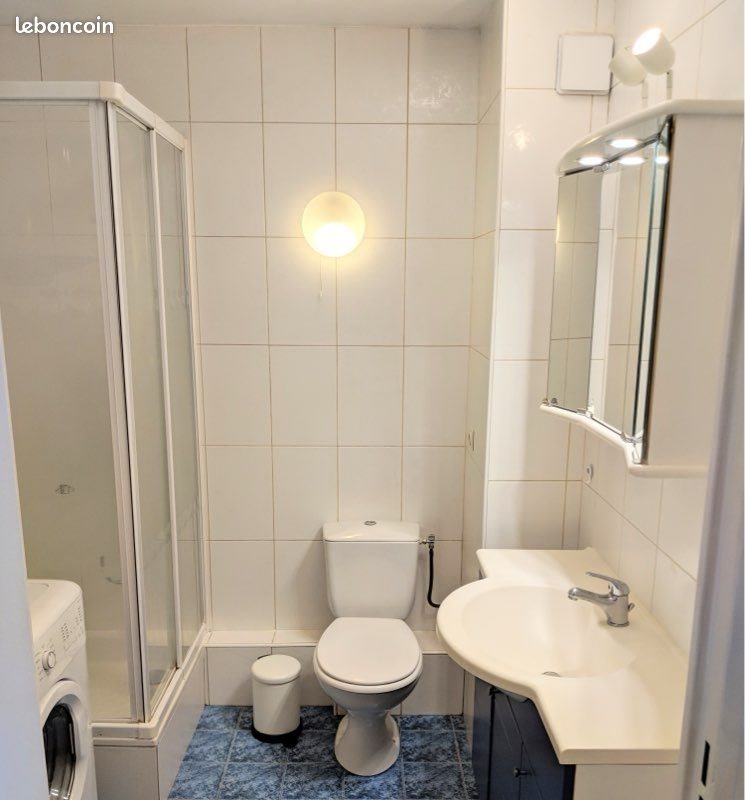 Appartement à louer, 26m², Paris 18ème