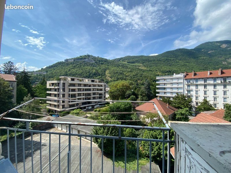 Appartement à louer, 80m², Grenoble