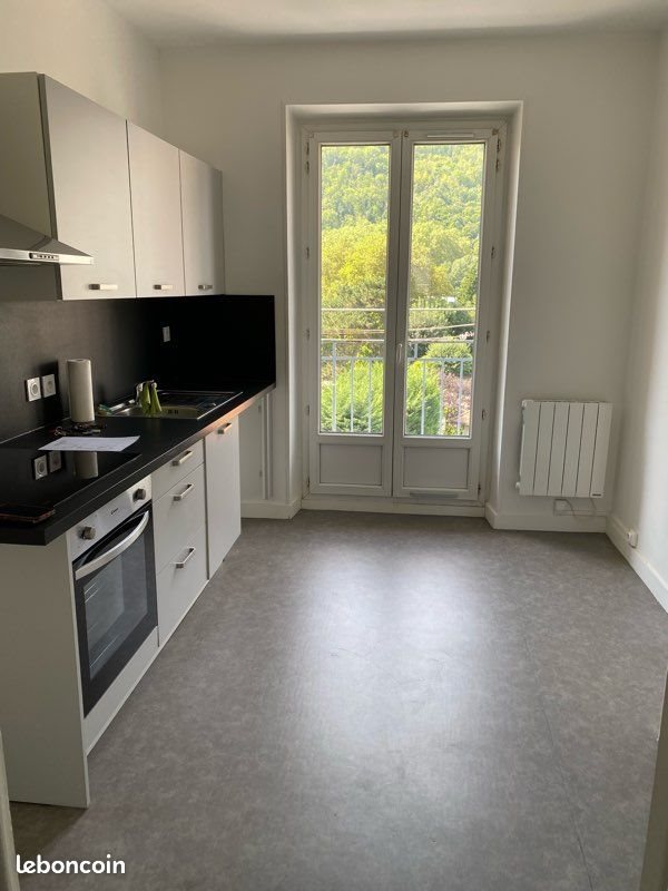 Appartement à louer, 80m², Grenoble