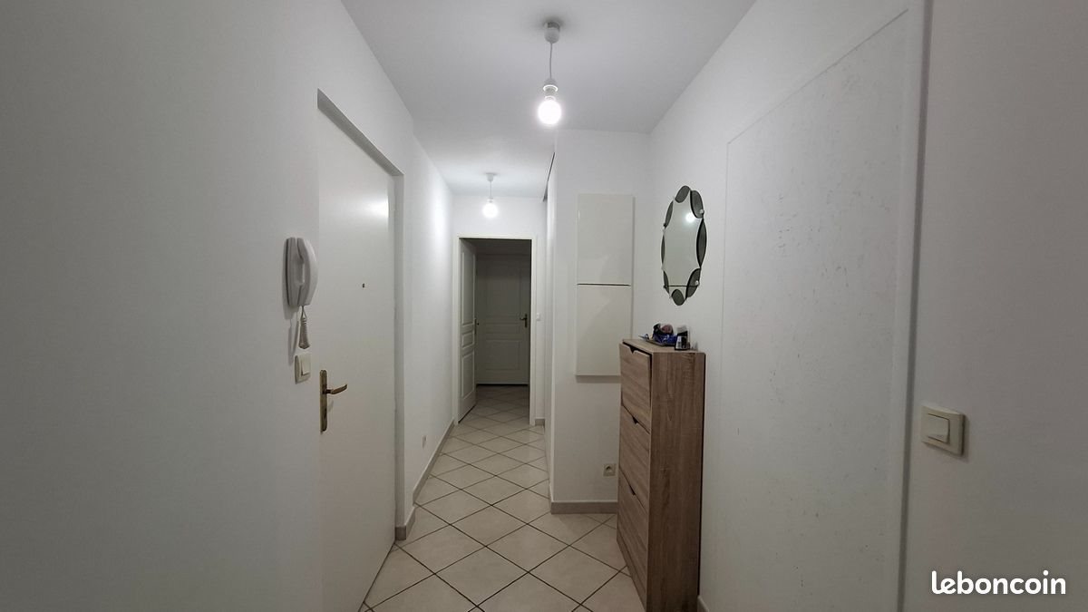 Appartement à louer, 74m², Toussieu