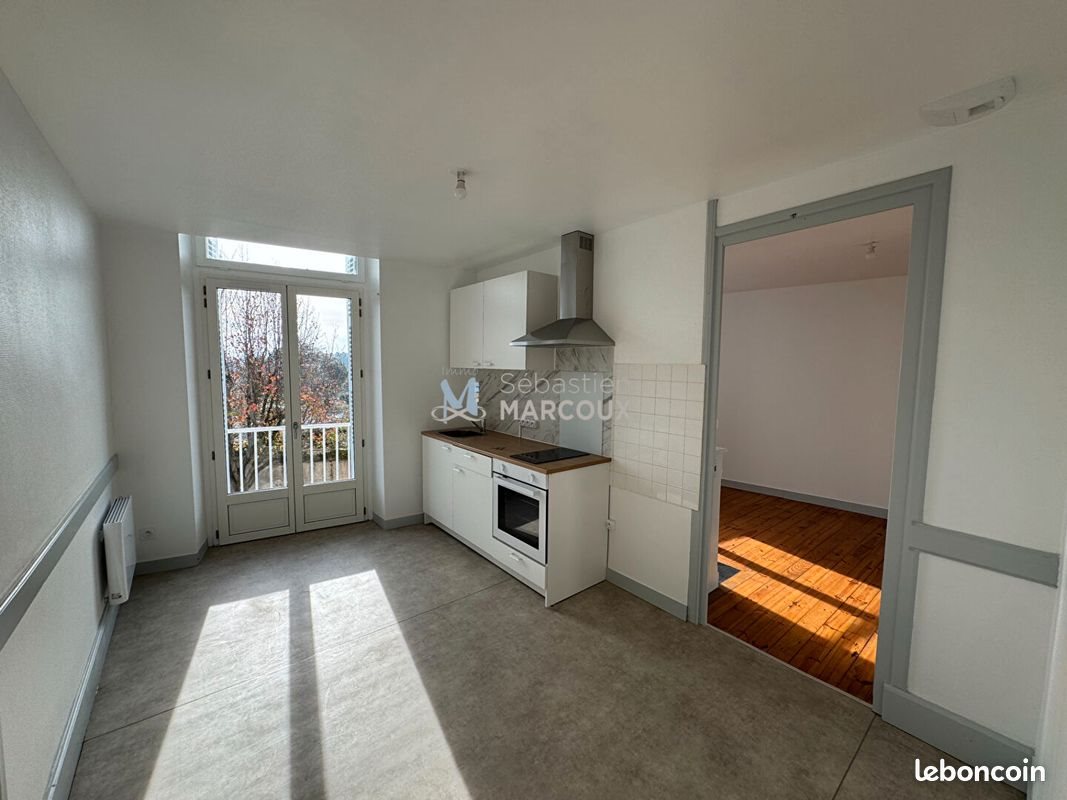 Appartement à louer, 48m², Saint-Germain-Laval