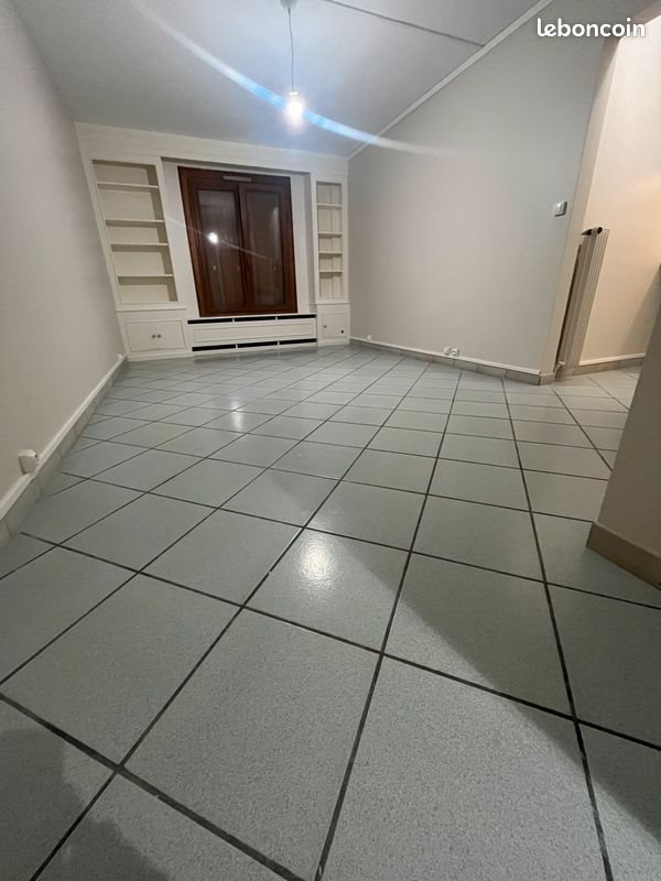 Appartement à louer, 28m², Reims