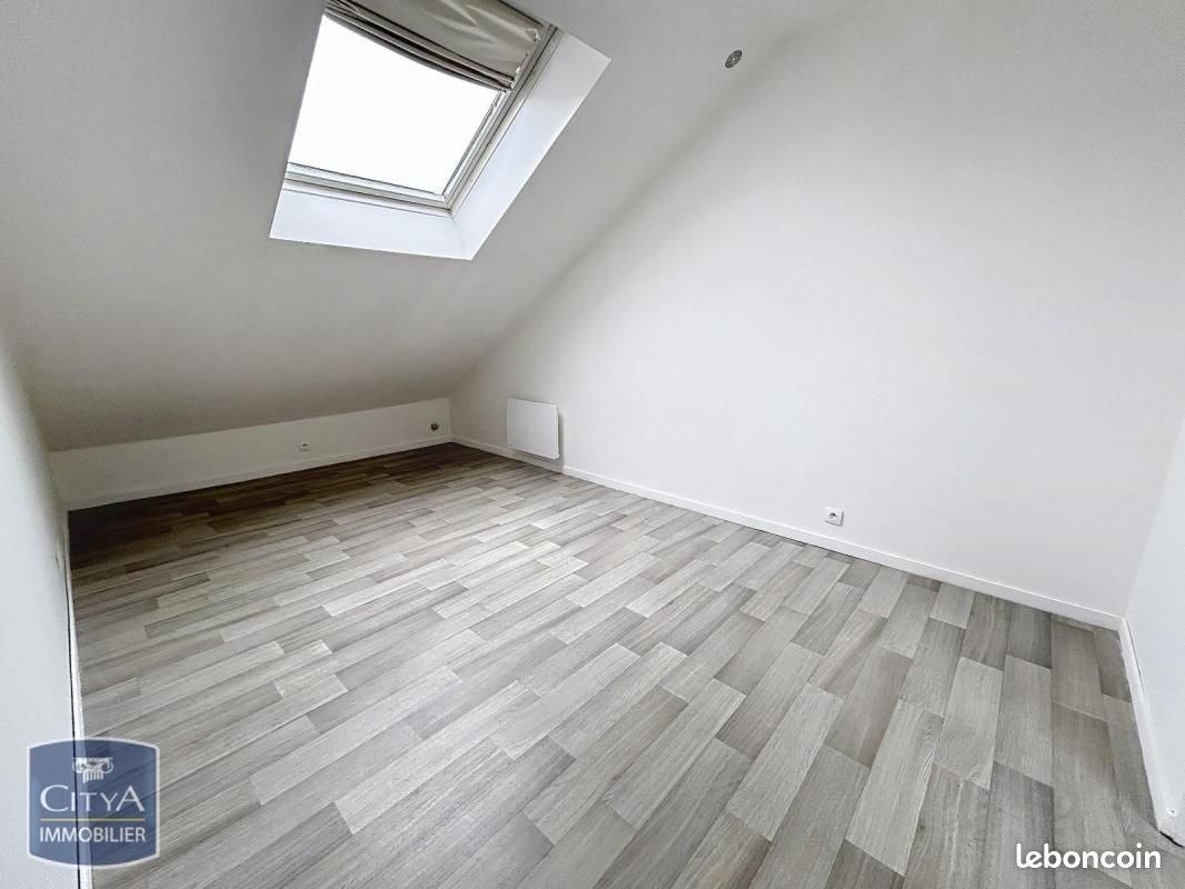 Appartement à louer, 30m², Hautmont