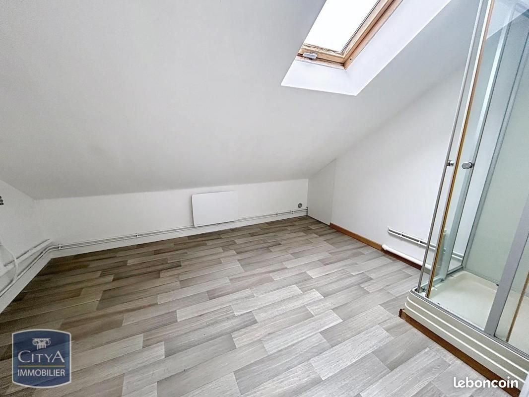 Appartement à louer, 30m², Hautmont